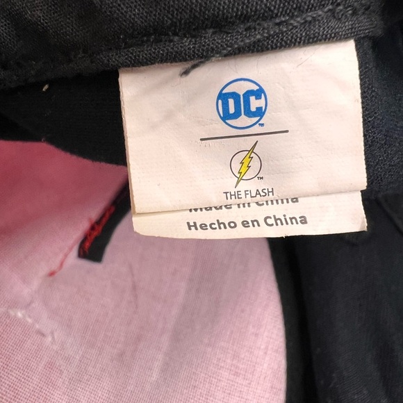 DC Comics The Flash Adjustable YOUTH Snapback Baseball Hat - with Graphic Brim - Picture 9 of 9